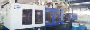 plastic injection machine